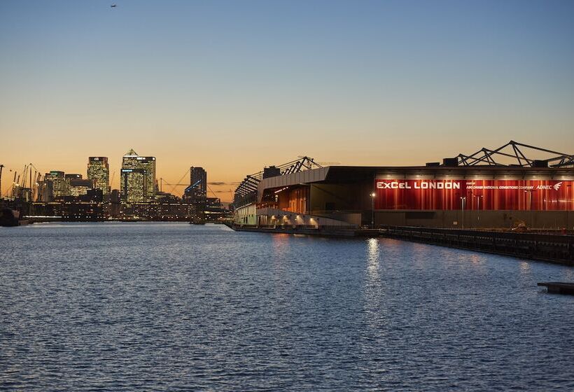 Doubletree By Hilton Hotel London Excel