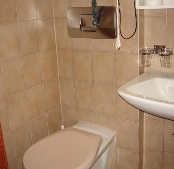 فندق Eden Sisikon