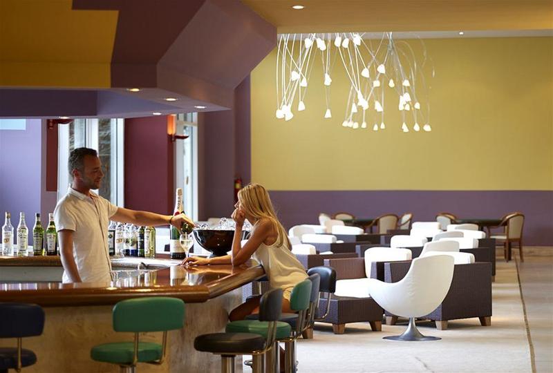 בית מלון כפרי Esperides Beach Resort