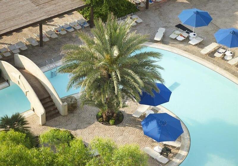 בית מלון כפרי Esperides Beach Resort