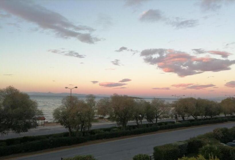 בית מלון כפרי Galini Palace