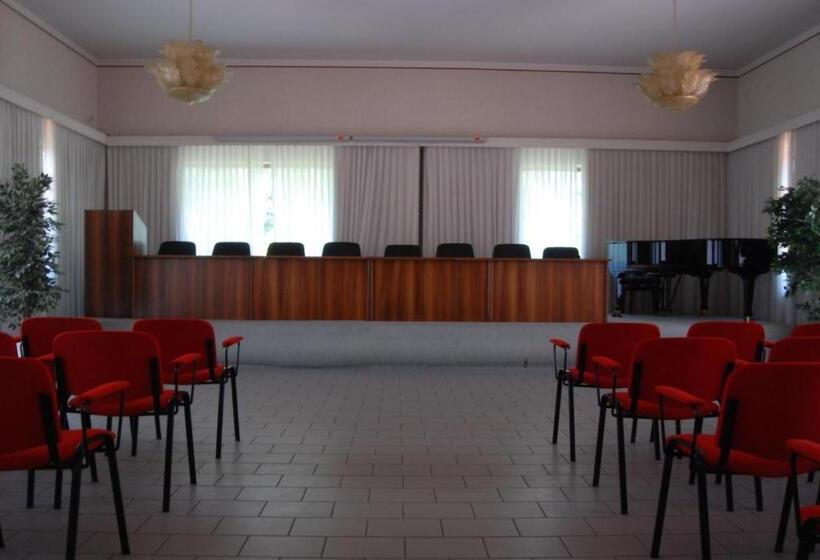 בית מלון כפרי Garden