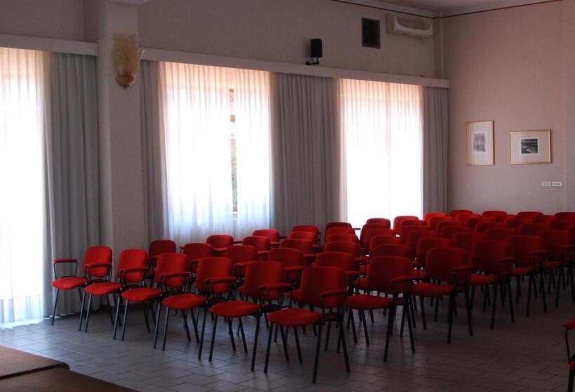 בית מלון כפרי Garden