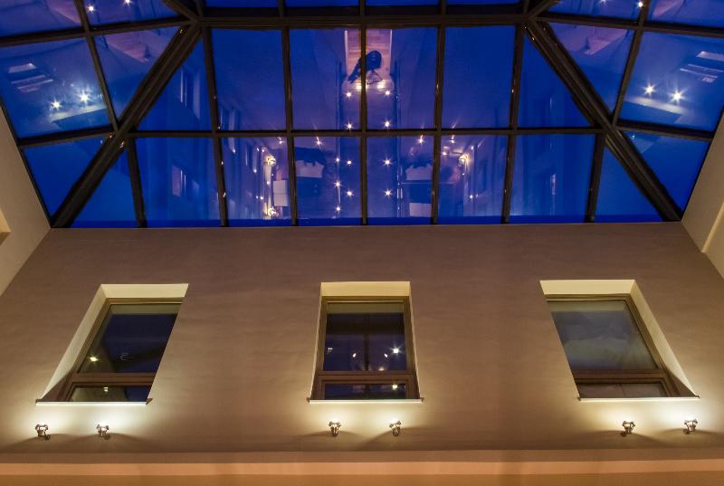 호텔 Gdm Megaron, Historical Monument