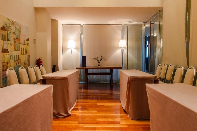 호텔 Gdm Megaron, Historical Monument