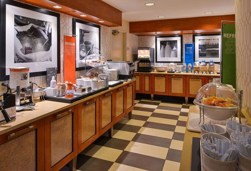 Hotel Hampton Inn & Suites By Hilton Calgary  University Northwest