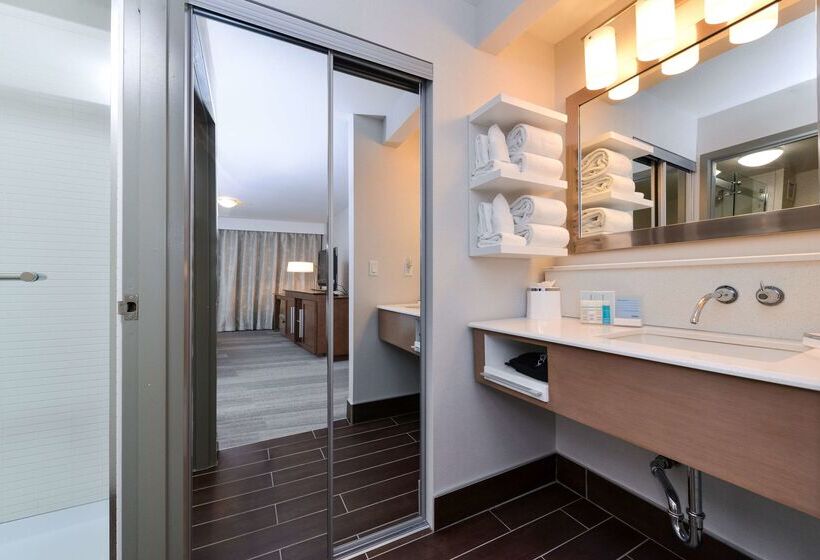בית מלון כפרי Hampton Inn & Suites By Hilton Calgary  University Northwest