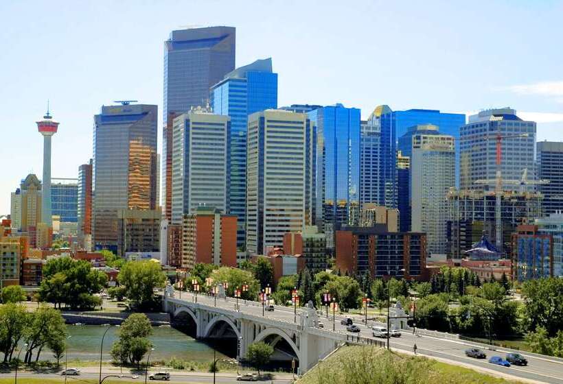 فندق Hampton Inn & Suites By Hilton Calgary  University Northwest