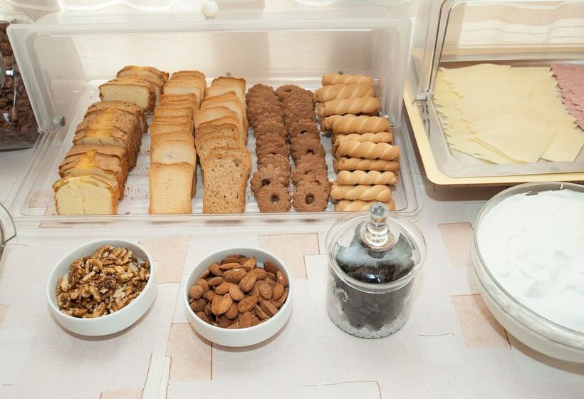 فندق Hermes Delphi