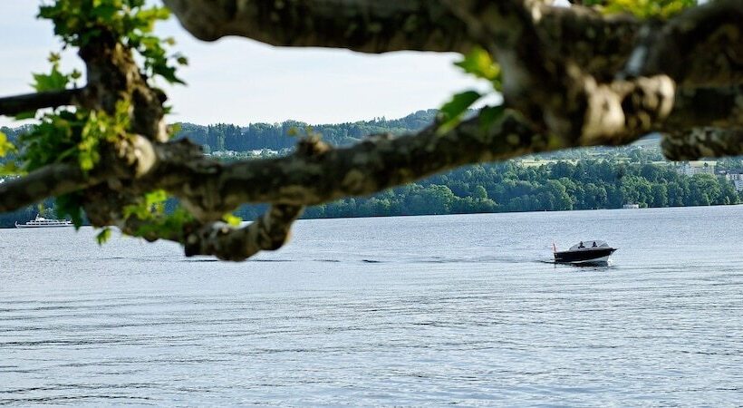 בית מלון כפרי Hirschen Am See