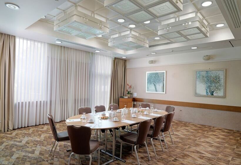 호텔 Holiday Inn Athens Attica Av, Airport W., An Ihg