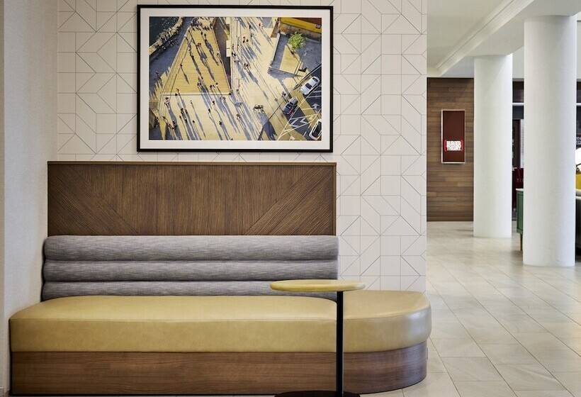 فندق Holiday Inn & Suites Oakville At Bronte, An Ihg