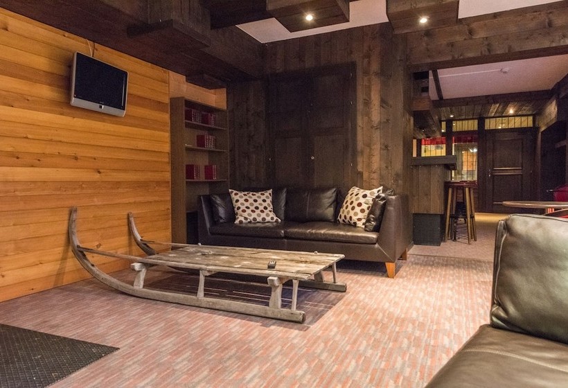 ホテル Hostel Walser