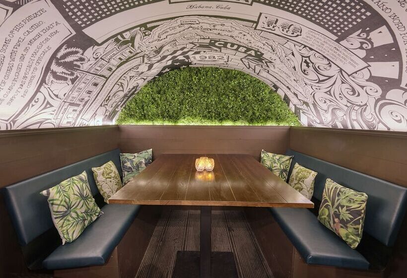 Отель Hyatt Regency London Blackfriars