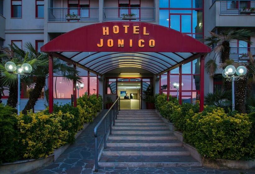 Отель Jonico