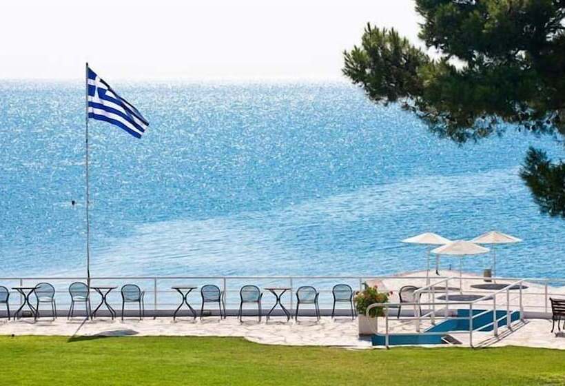 בית מלון כפרי Kalamaki Beach Resort