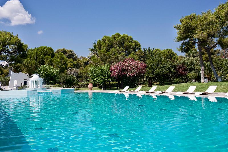 בית מלון כפרי Kalamaki Beach Resort