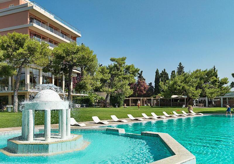 בית מלון כפרי Kalamaki Beach Resort