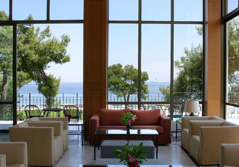 בית מלון כפרי Kalamaki Beach Resort