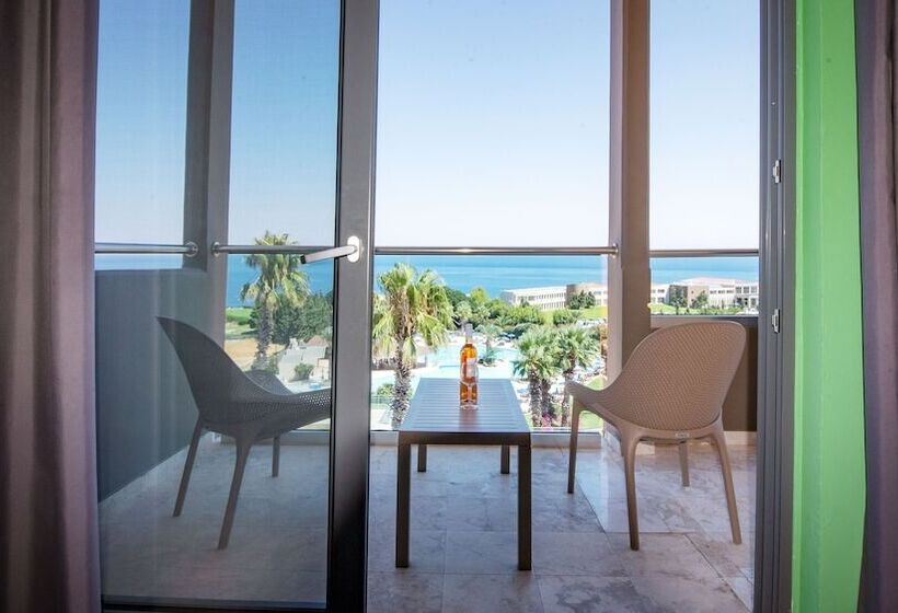 ホテル Kresten Palace