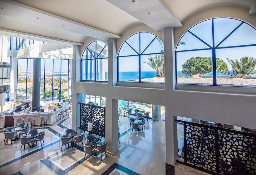 ホテル Kresten Palace