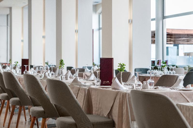 ホテル Kresten Palace