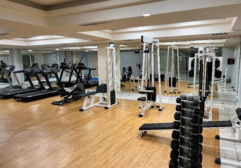 ホテル Kresten Palace