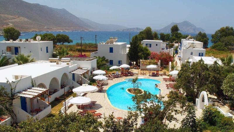 호텔 Lakki Village