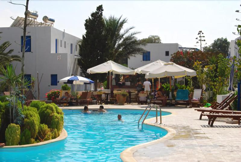 호텔 Lakki Village