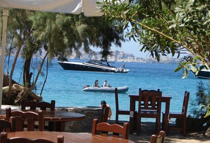 호텔 Lakki Village