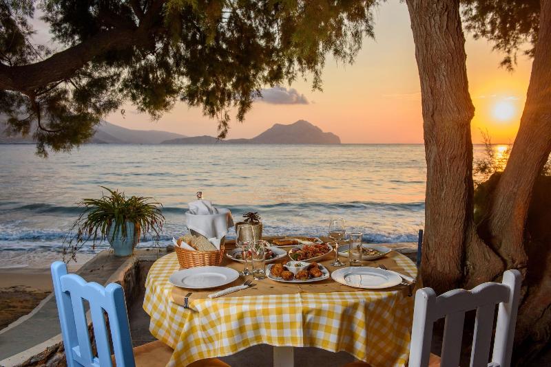 호텔 Lakki Village