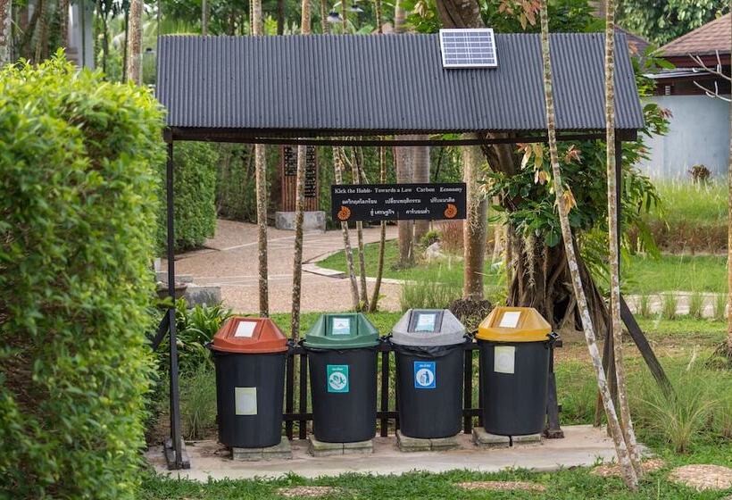 ホテル Lanta Sand Resort & Spa