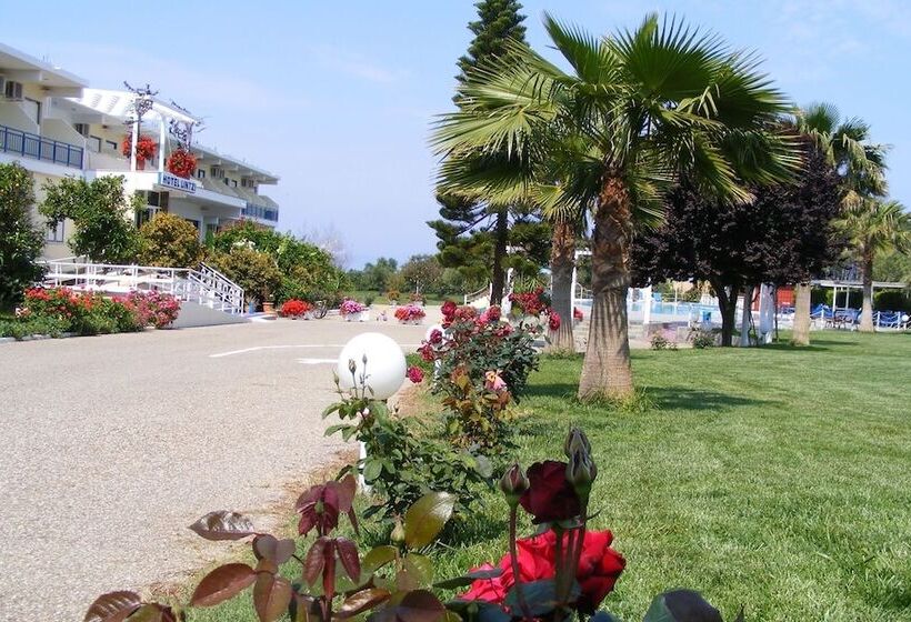 בית מלון כפרי Lintzi