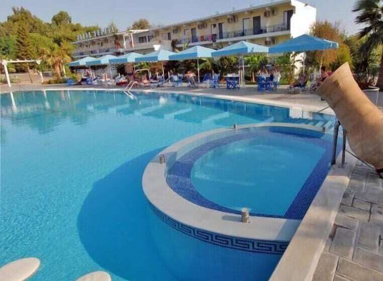 בית מלון כפרי Lintzi