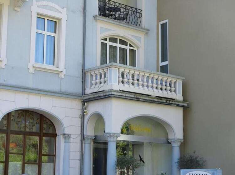 בית מלון כפרי Lötschberg