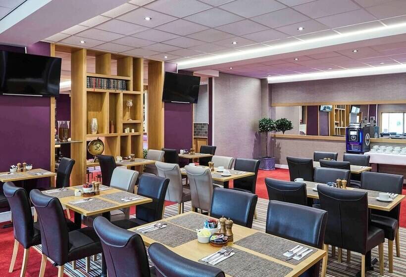 ホテル Mercure St Helens