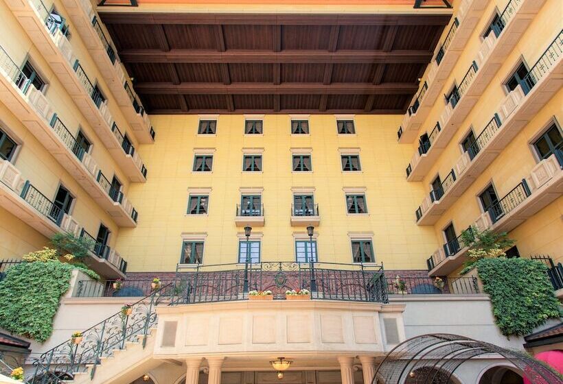 Отель Monterey Osaka