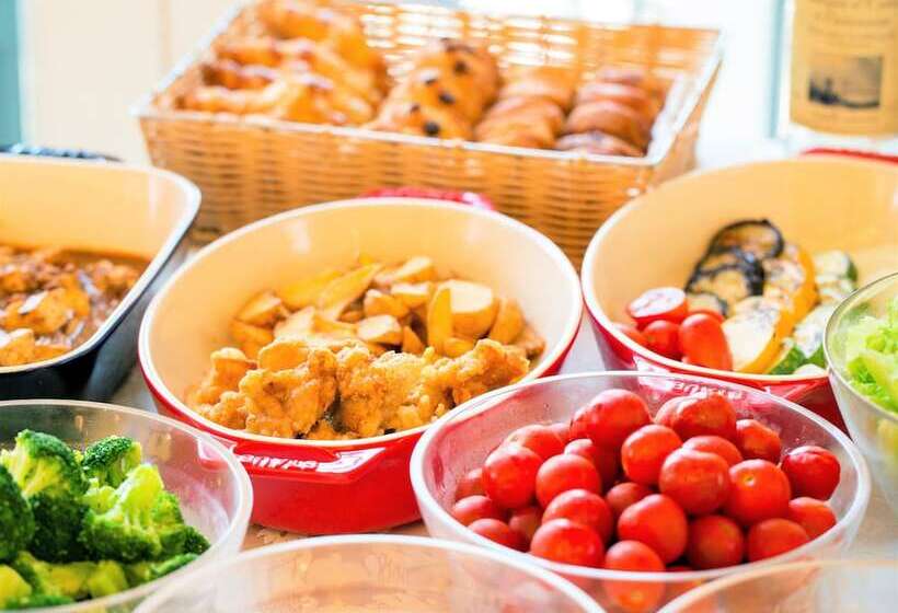 Отель Monterey Osaka