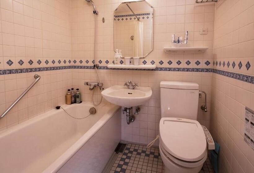 Отель Monterey Osaka