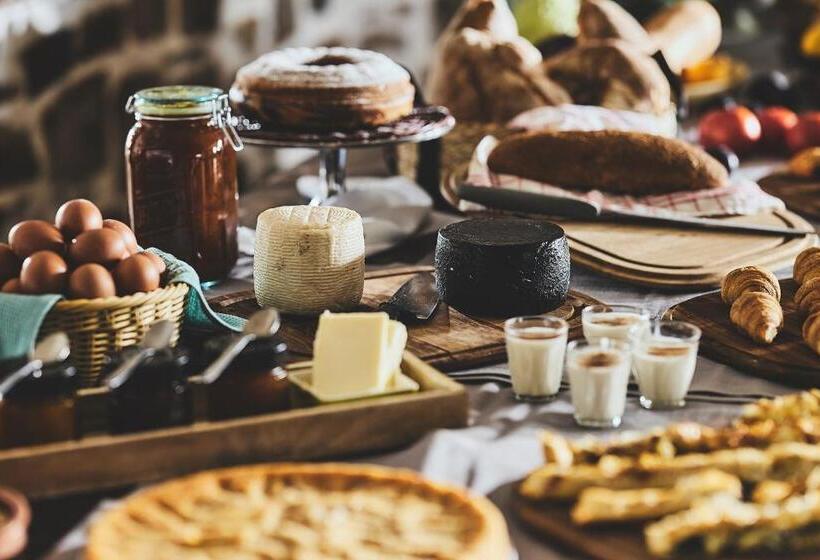 Отель Naxos Magic Village