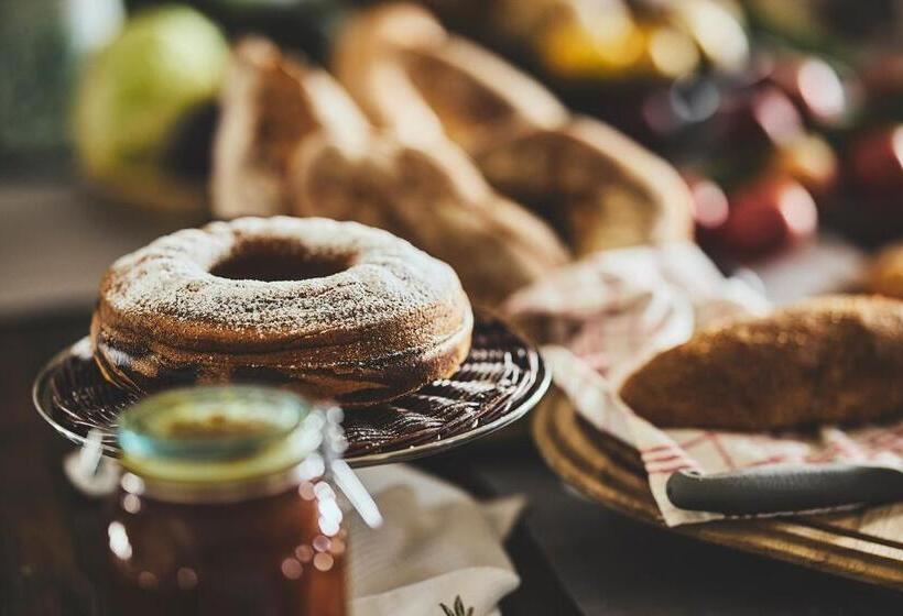 Отель Naxos Magic Village