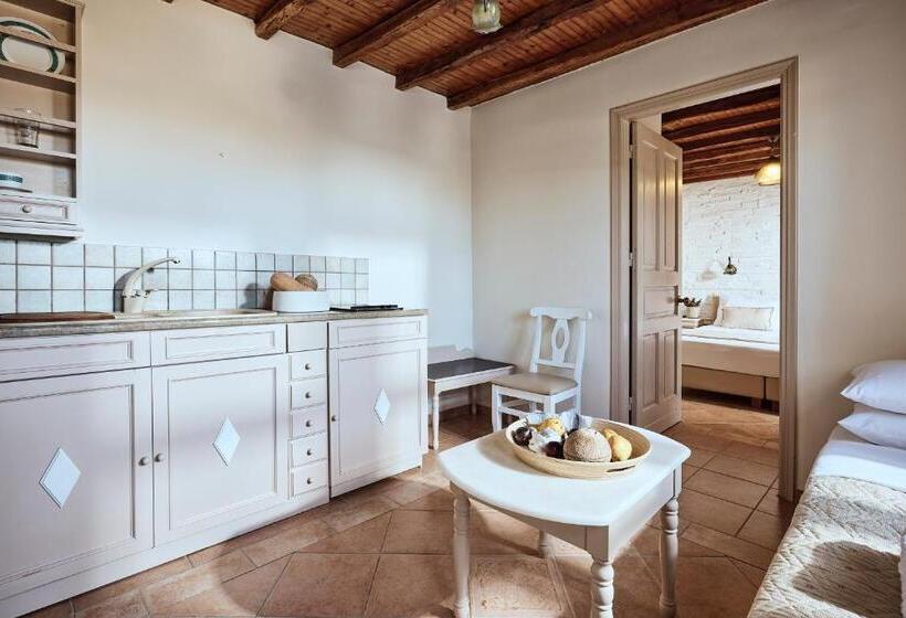 Отель Naxos Magic Village