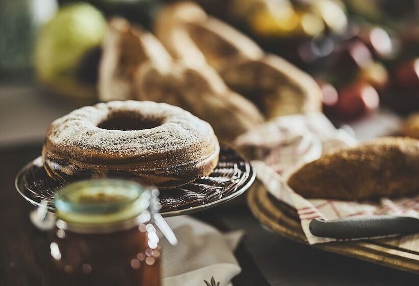 Отель Naxos Magic Village