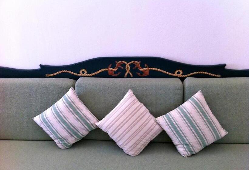 فندق Nissia Traditional Residences Spetses