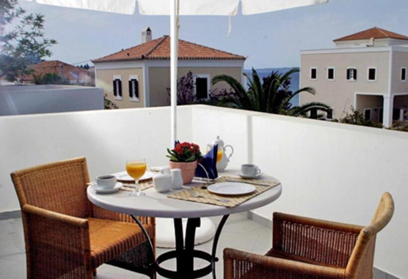 فندق Nissia Traditional Residences Spetses