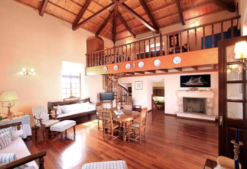 فندق Nissia Traditional Residences Spetses