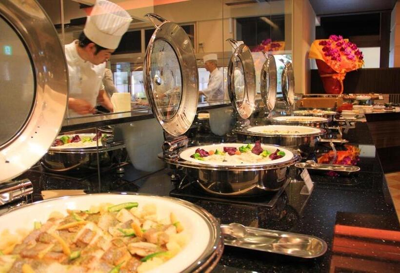 酒店 Okinawa Kariyushi Beach Resort Ocean Spa