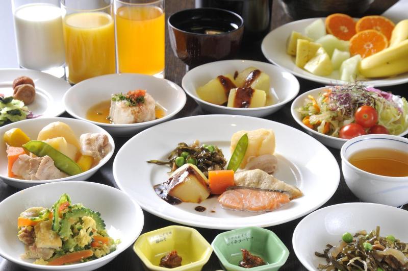 酒店 Okinawa Kariyushi Beach Resort Ocean Spa