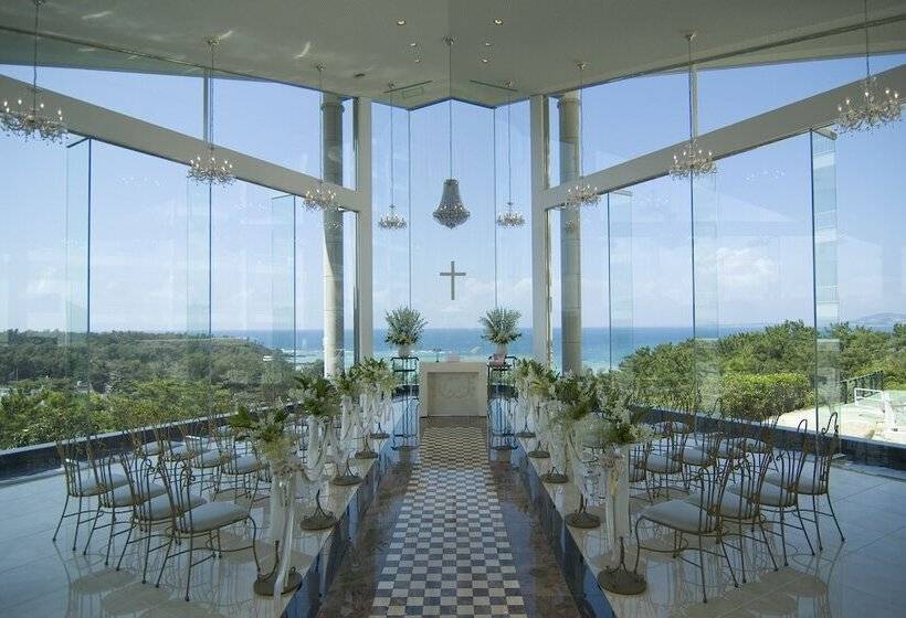 酒店 Okinawa Kariyushi Beach Resort Ocean Spa