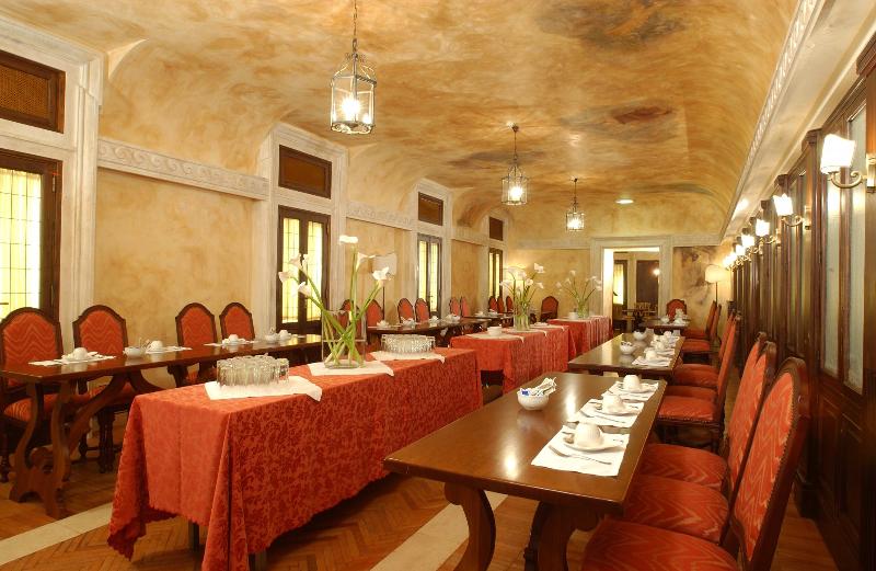 בית מלון כפרי Palazzo Cardinal Cesi